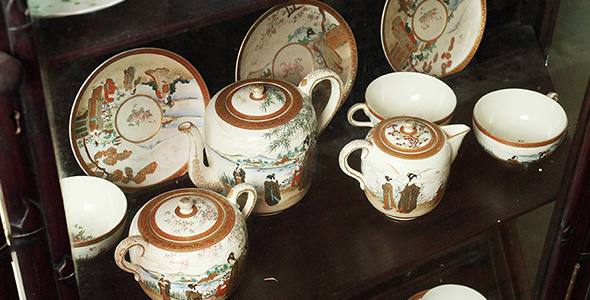 Japanese ceramics