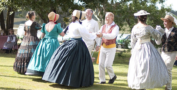 Colonial_Dancers_Wolston