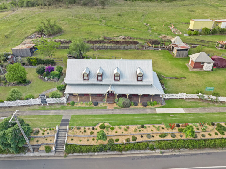 New Photo of The Bulls Head